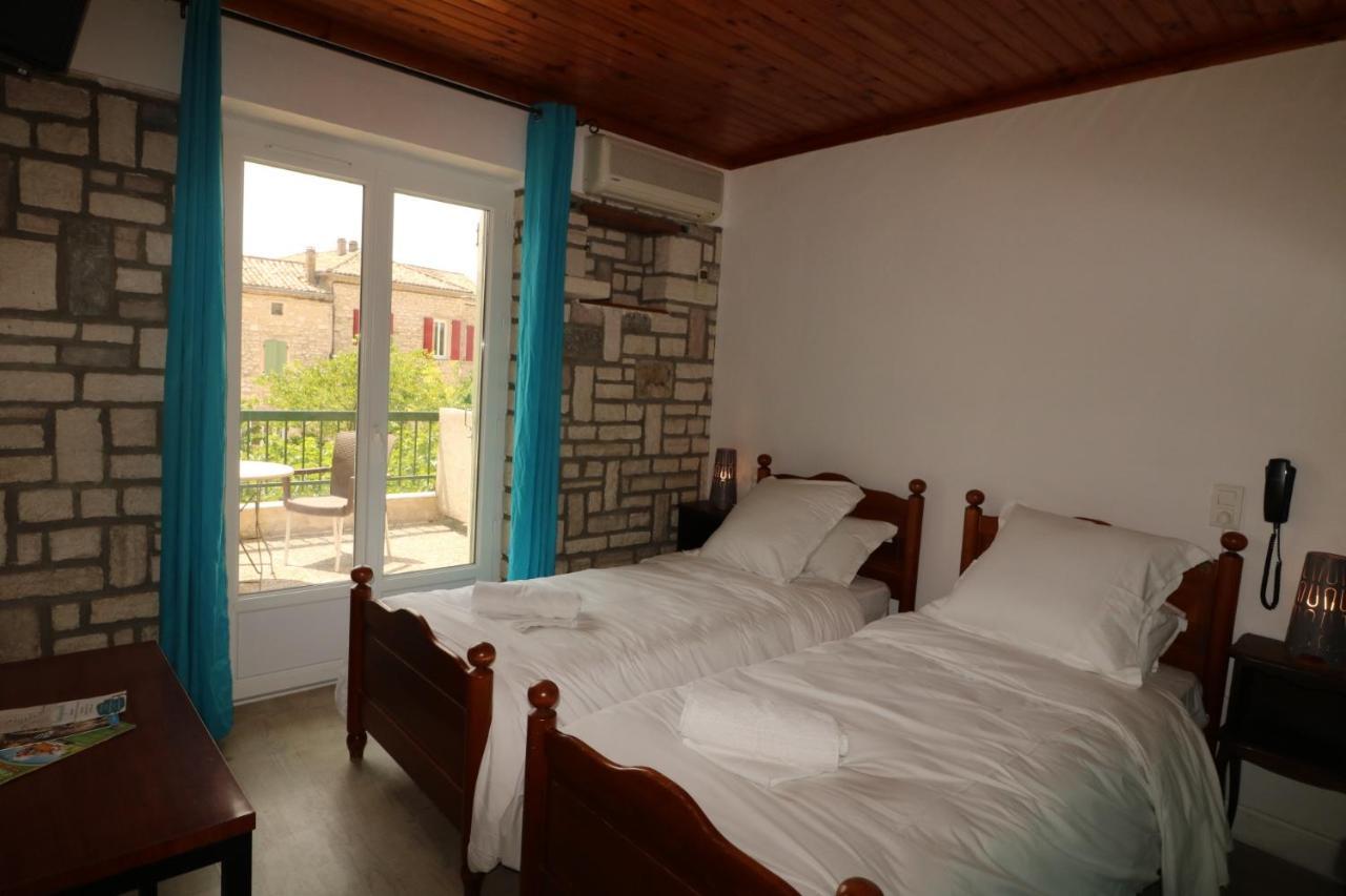 Hotel De L'Aven Orgnac-lʼAven Kültér fotó